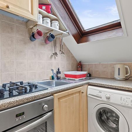 Cosy Flat In London Daire Ealing Dış mekan fotoğraf